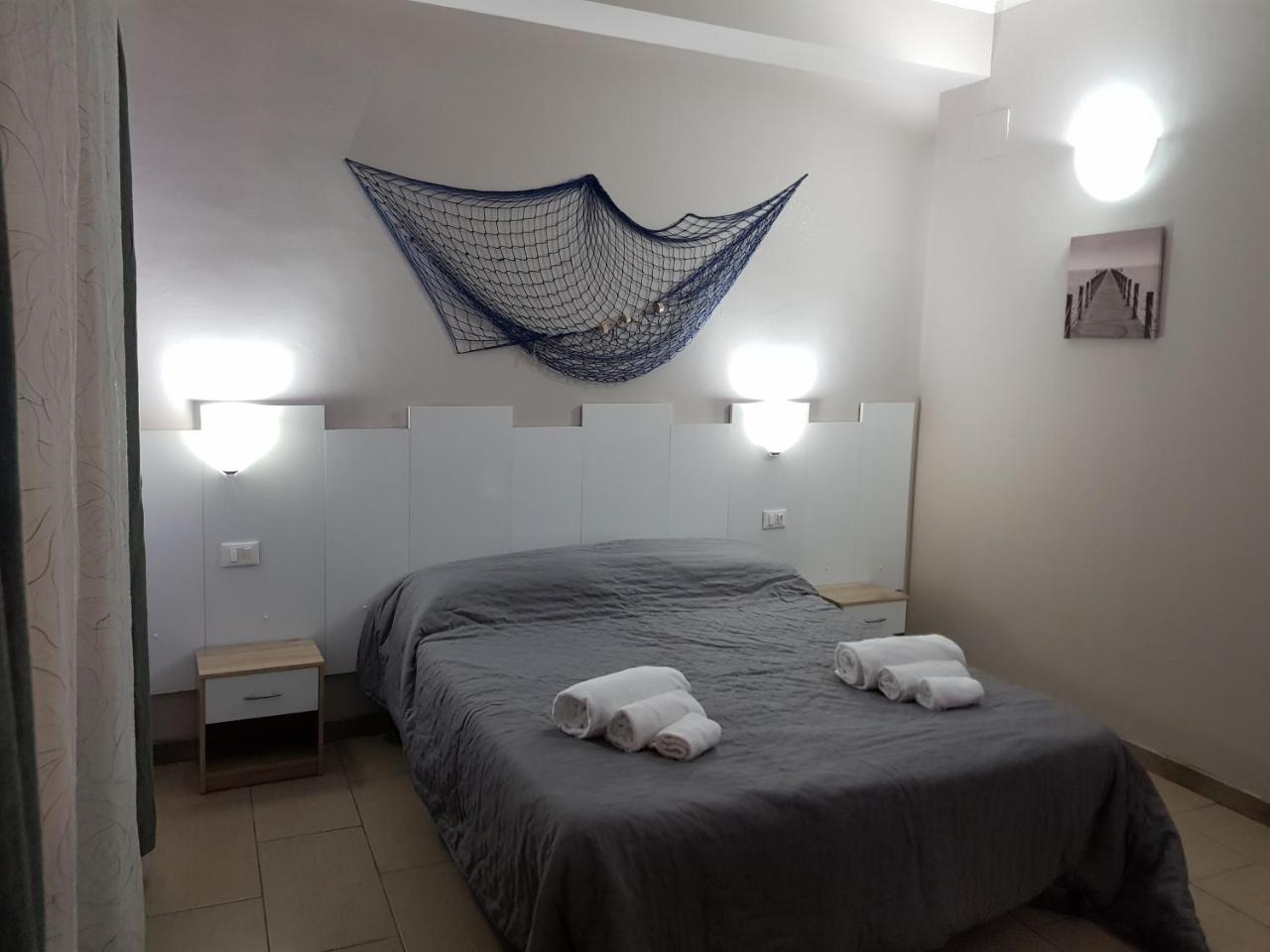 B&B Sul Molo Катания Екстериор снимка